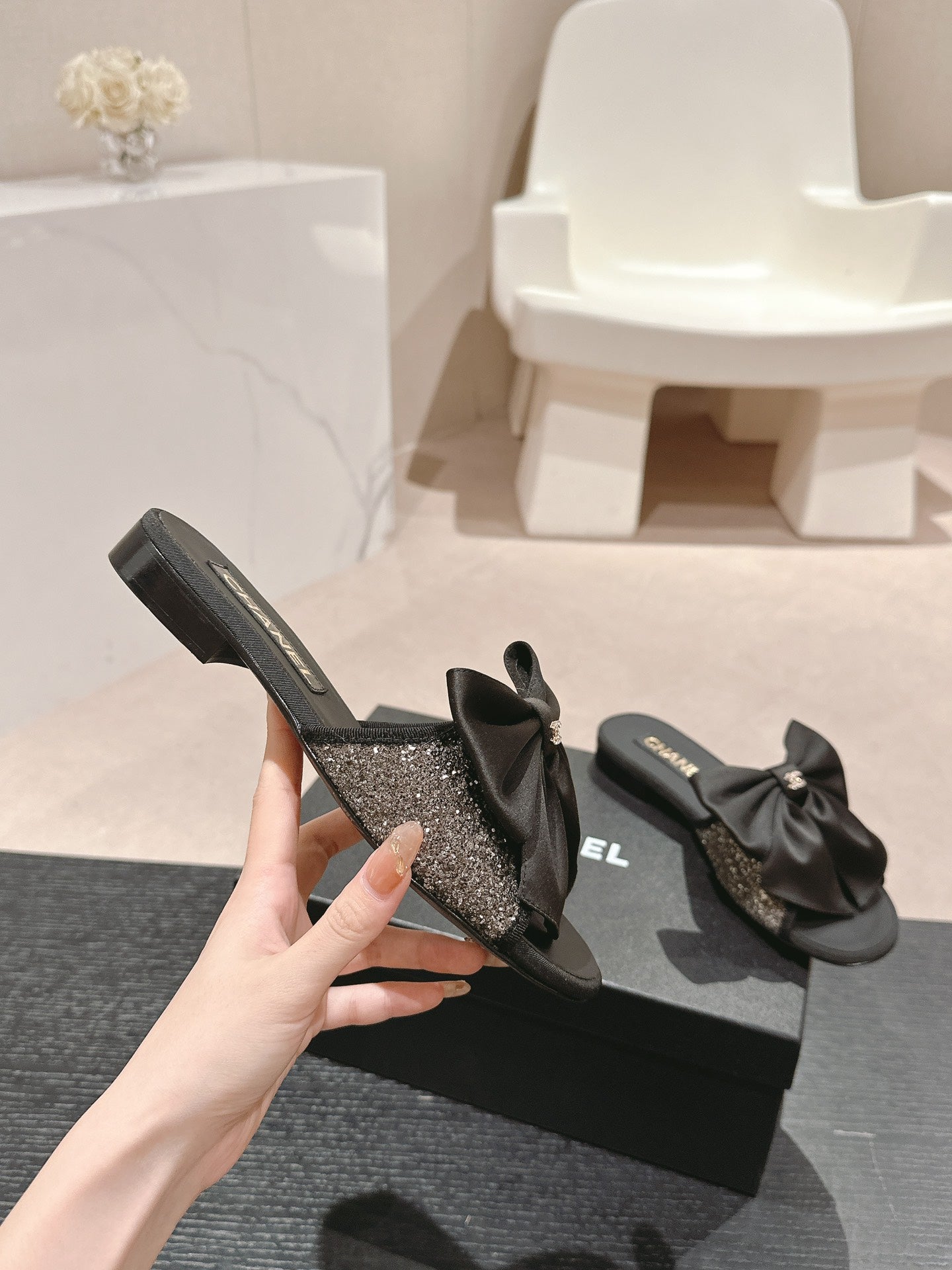 CHANEL BOW LADY SLIPPERS BLACK LAMBSKIN WITH RHINESTONES